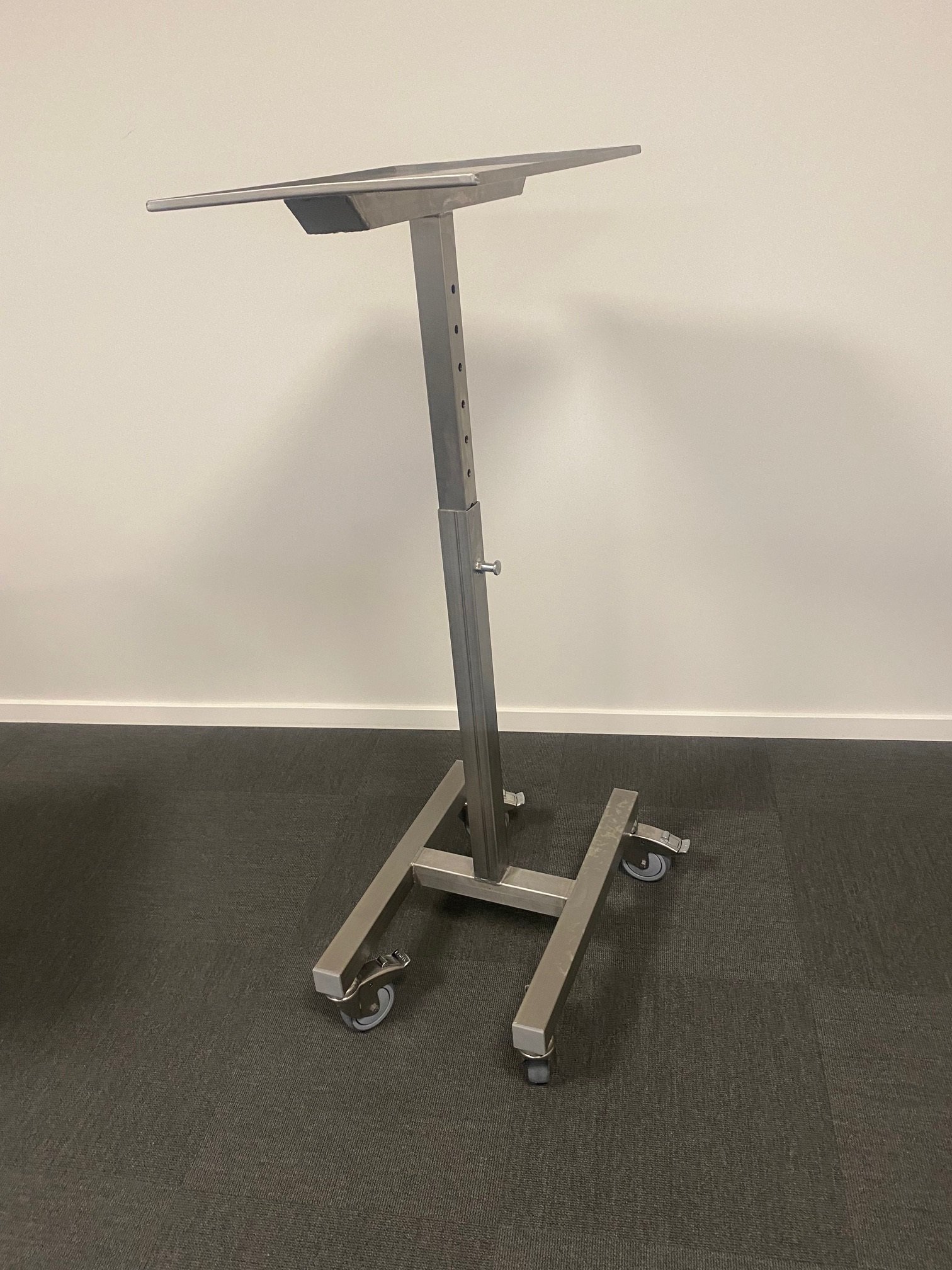 Instrumentbord, solidt og transportabelt